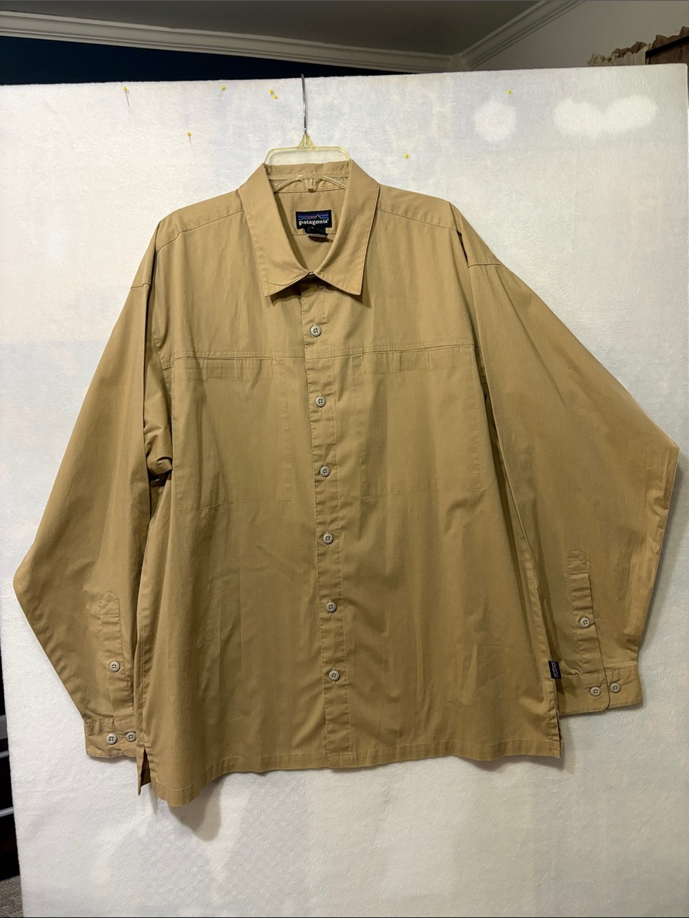 Patagonia Men's Light Brown Sol Patrol Shirt Size Medium EUC